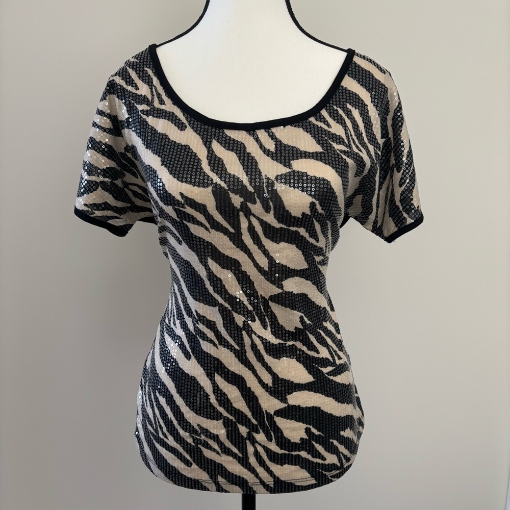 NWT Wet Seal Black and White Zebra Sequin Tee